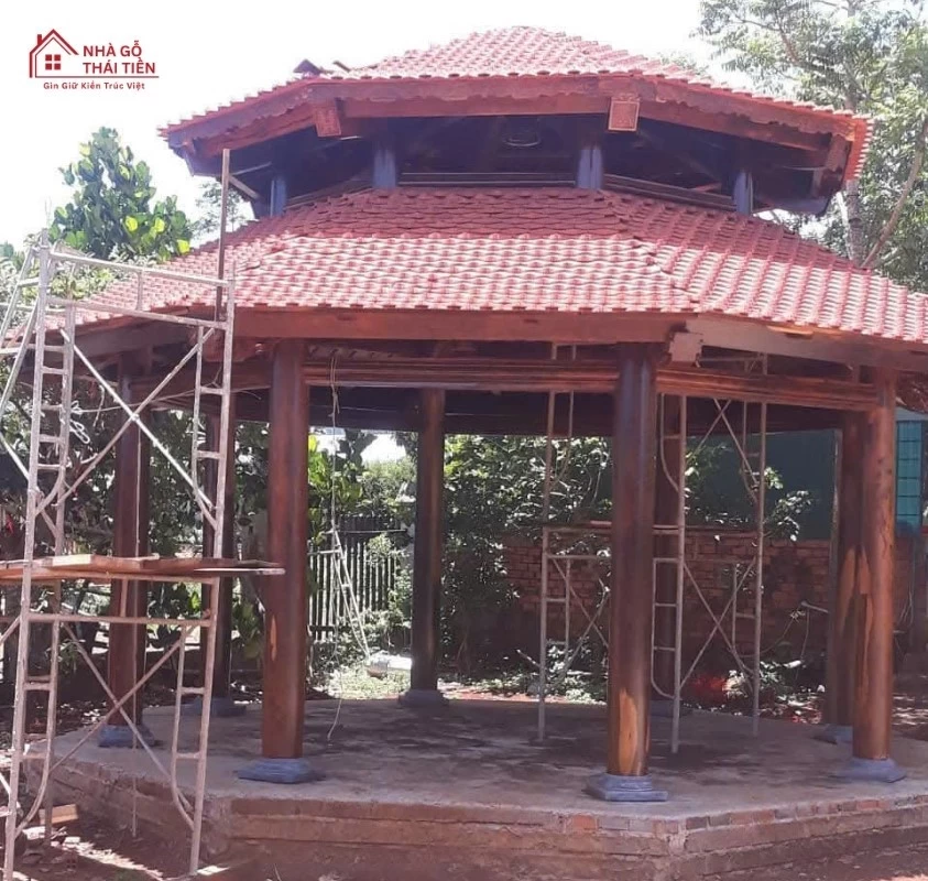 Mẫu nhà gỗ bát giác của Nhà Gỗ Thái Tiền